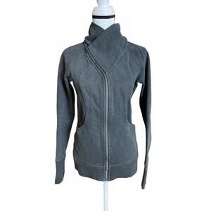 Lululemon Cozy Cuddle Up full-zip jacket in a heathered gray Size 8
